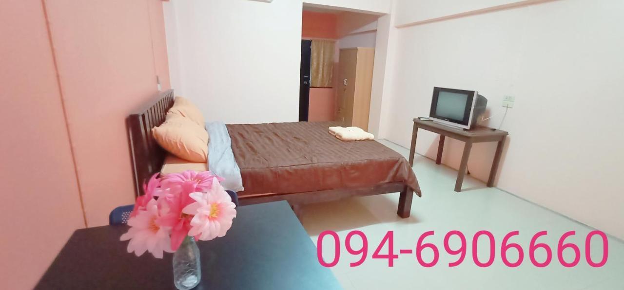 Banyan Resort Bangsaen Buitenkant foto