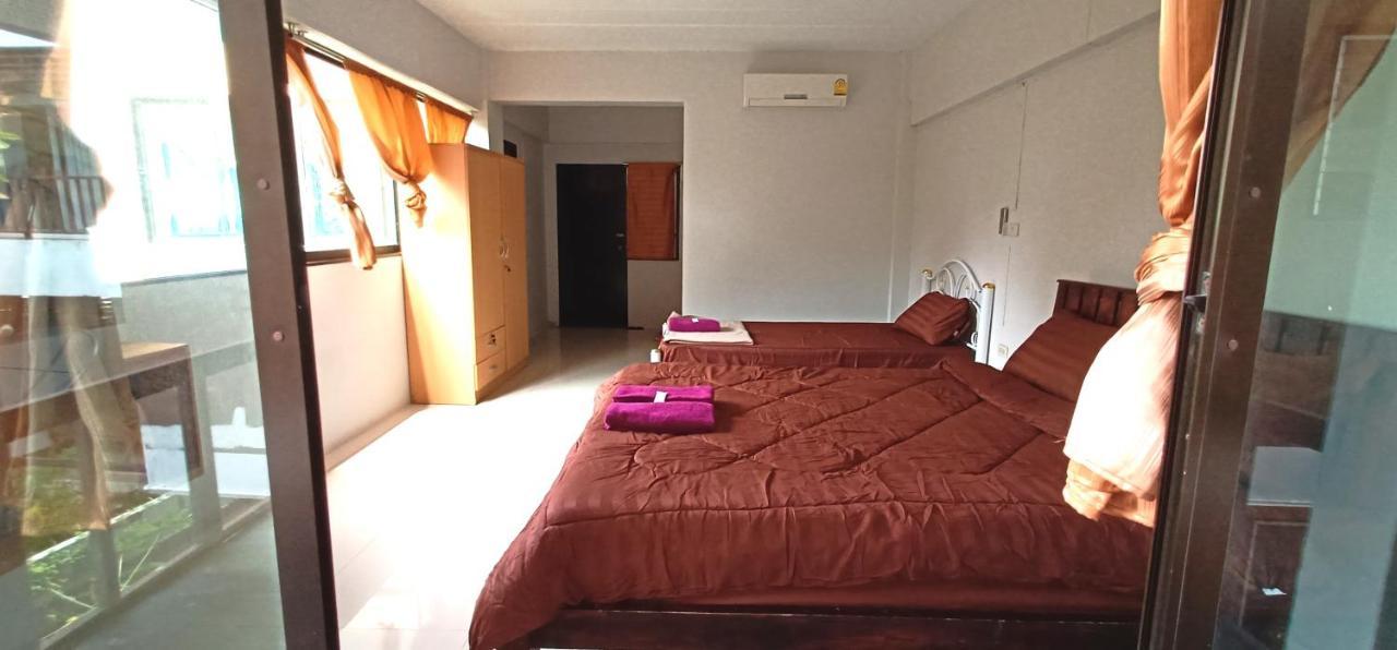 Banyan Resort Bangsaen Buitenkant foto